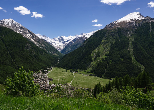 The awakening of the mountain 