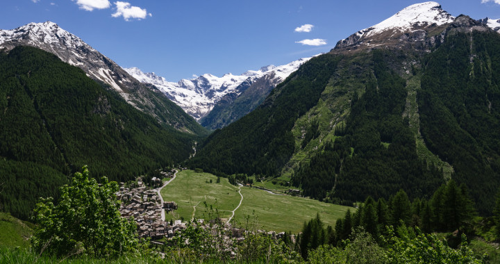 The awakening of the mountain 